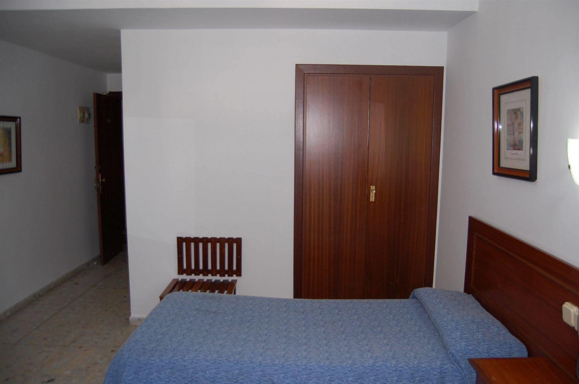 Hotel Marina Victoria Algeciras Exterior foto
